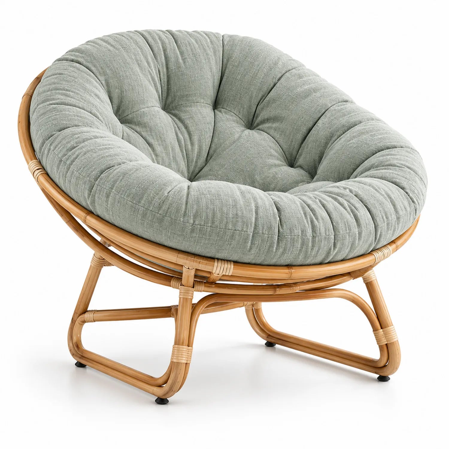 Chaise en rotin avec coussin en lin gris